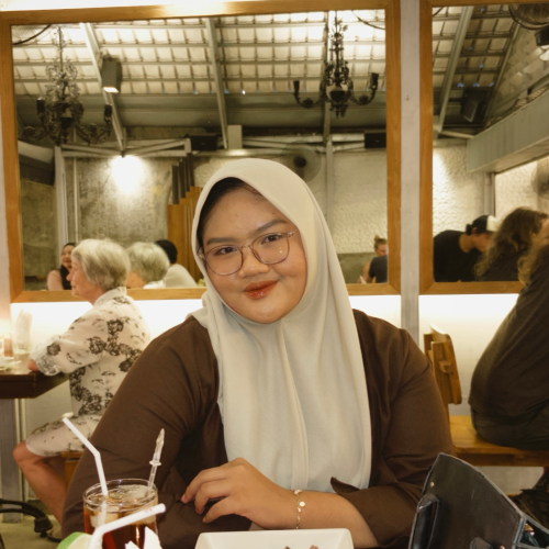 Andi Maharilla Azirah HM